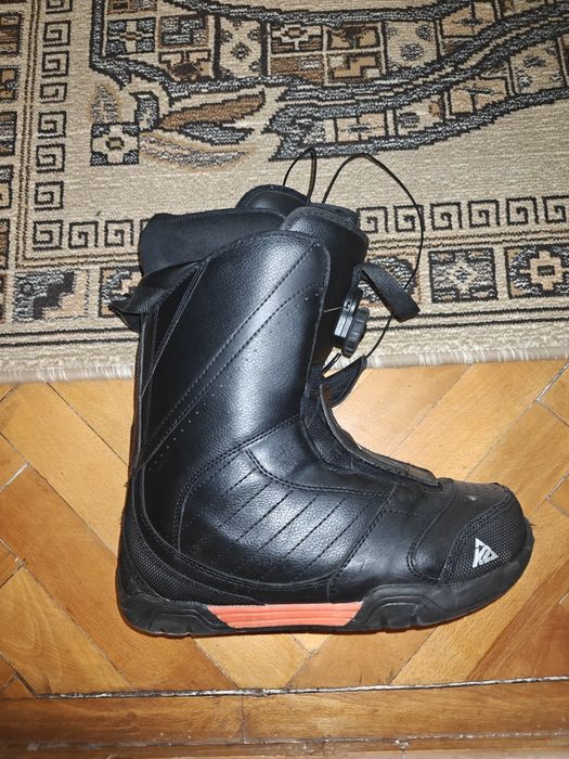 Boots snowboard K2 cu sistem BOA, 27/27,5 cm, funcționali