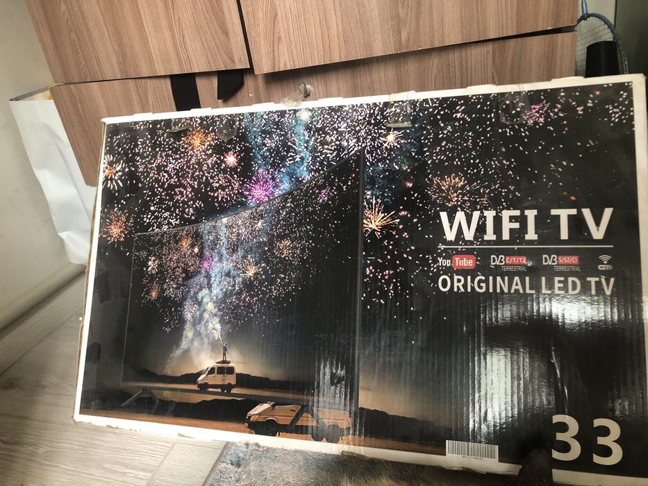 Телевизор  с Youtube