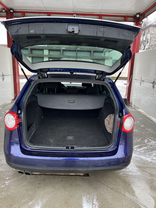 Volkswagen Passat B6 2.0 TDI Manual