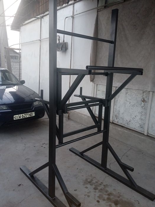 тринажор сотилади