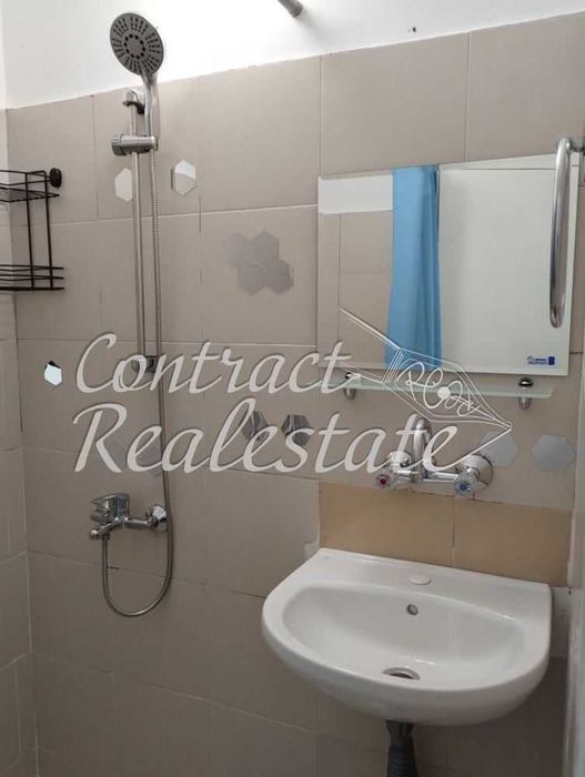 Дава се под наем Тристаен апартамент в Варна, Център - 70 кв.м за 650 € - Снимка #5