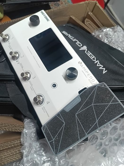 Hotone Ampero II гитарный процессор