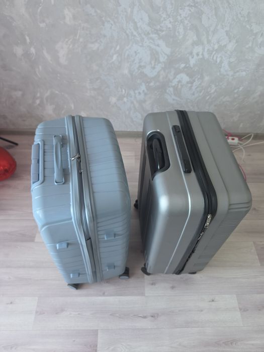 Продам чемоданы по 8000 тг