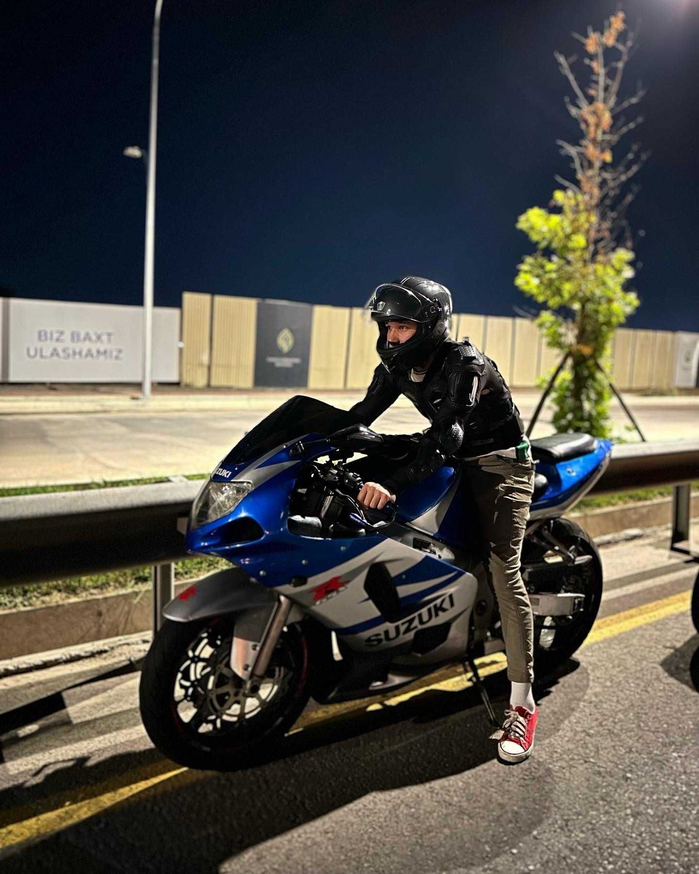 Спортбайк gsxr600 розовый