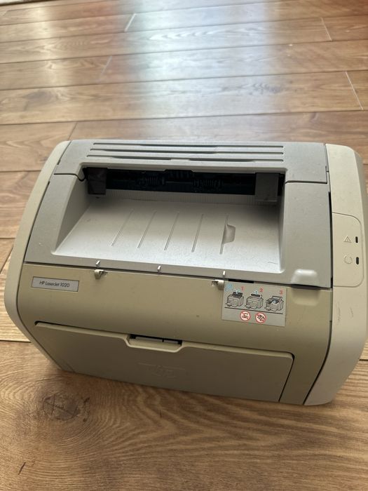 Принтер HP LaserJet 1020