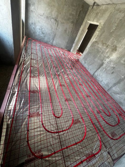 Santexnik xizmatlari bor