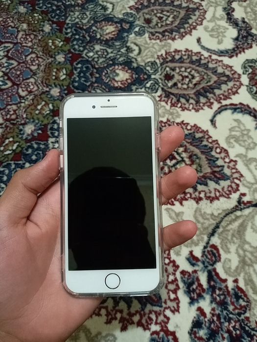 Iphone 7 sotiladi 32talik