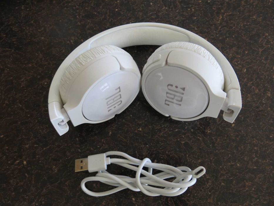 Безжични Bluetooth слушалки JBL TUNE600BTNC