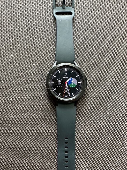 Продам смарт часы Samsung galaxy watch classic