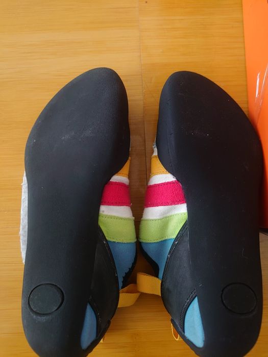 Продам скальные туфли (скальники)