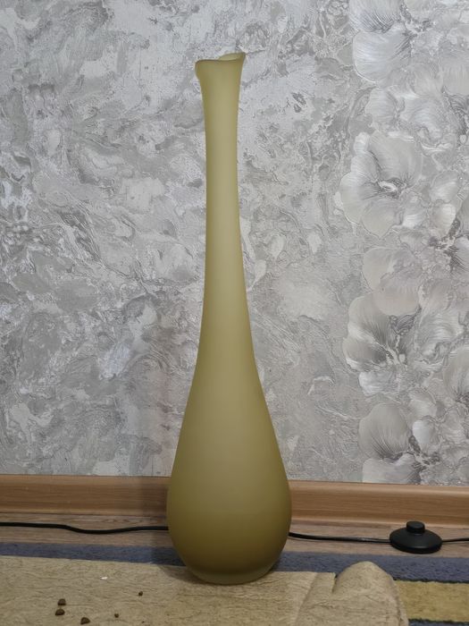 Продам новую вазу