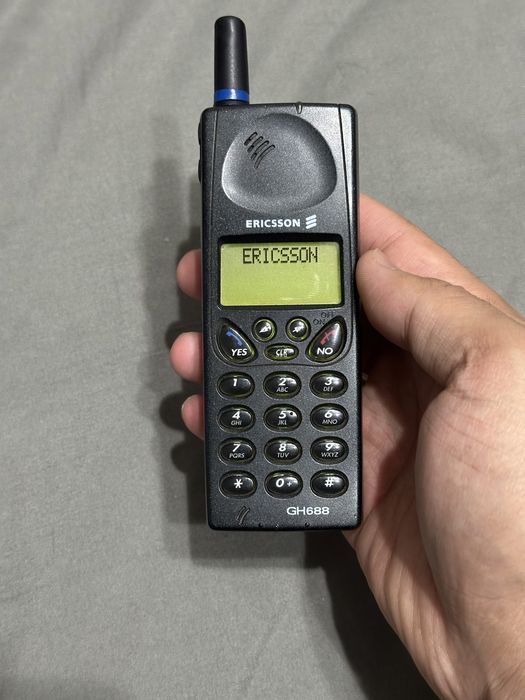 Продам Sony Ericsson 90-x раритет антиквариат