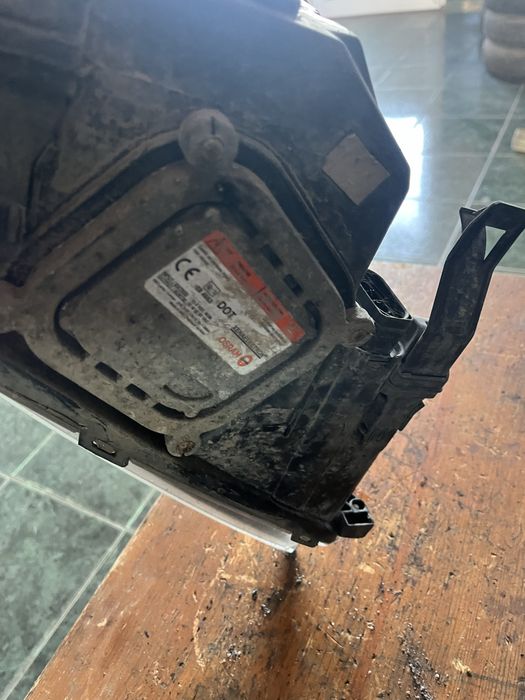 Far far ford focus 2 xenon 2009 stanga