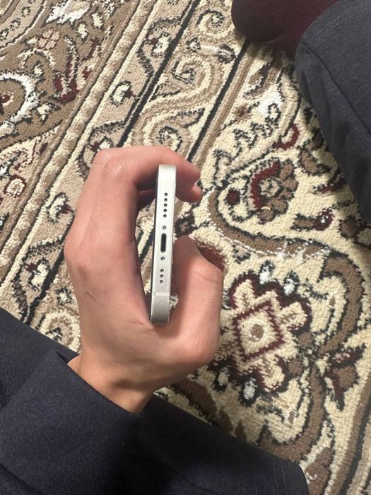 Iphone 13 128 gb srocno