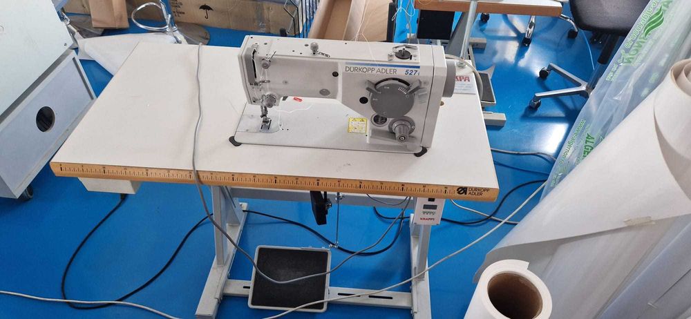 Vand masina de cusut zig-zag Durkoph Adler model 527I-811 - nefolosita