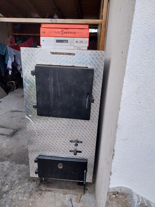 Centrala termica lemn  Viessmann Vitoligno 100  35kw