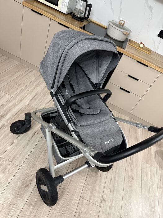 Детский коляска