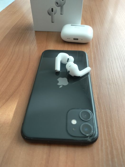iPhone 11.Пам128гб
