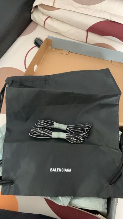 Vand balenciaga Track stare foarte buna