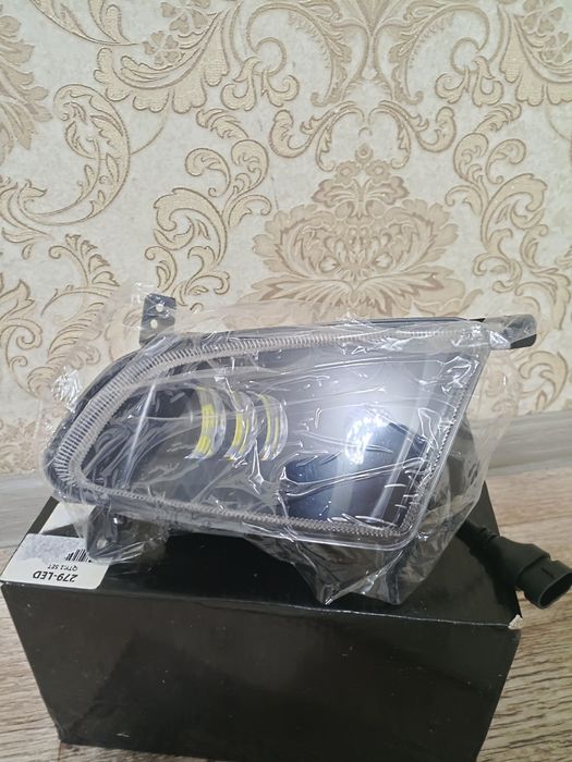 Продам противотуманные фары