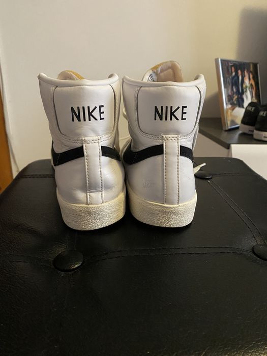 Pereche Nike - Blazer Mid