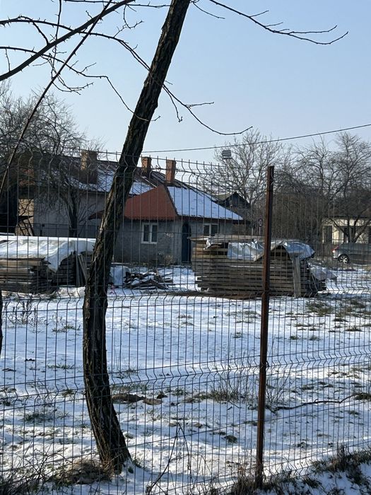 Casă si teren intravilan toate utilitatile