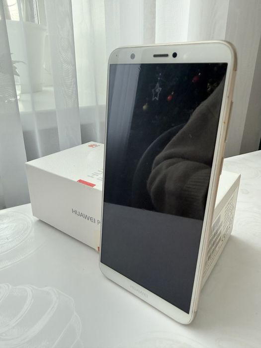 Huawei P smart 2018 год