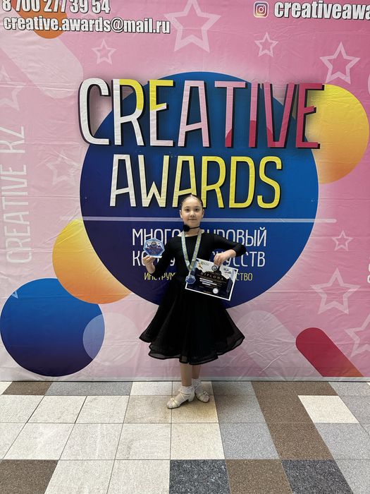 Продам бальное платье