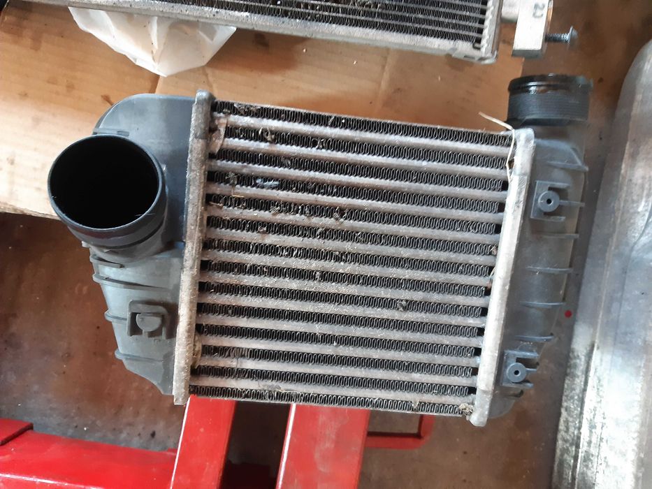 Debitmetru / Intercooler AUDI A6 C6 2.0 TFSI BPJ