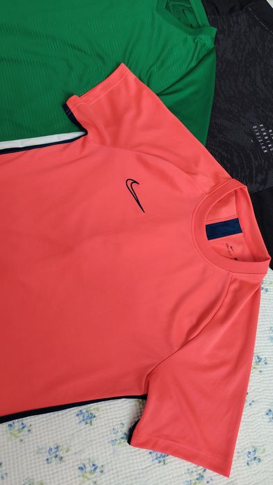 Фирменный футболкалар оригинал Nike.