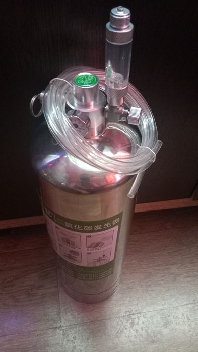 4 литра новый баллон co2