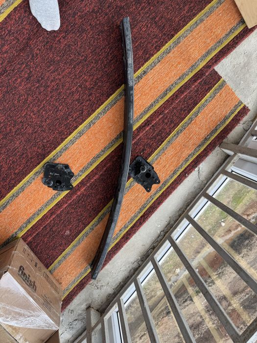 Усилитель заднего бампера Рав4