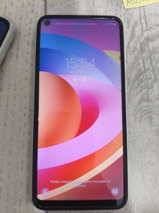 Продаю телефоны Самсунг