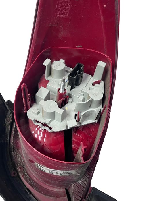 Lampa Spate / Stop Stanga Spate Peugeot 206 Berlina 2D 2000 - > 96827