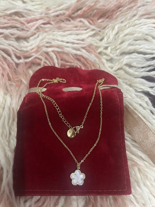 Колие от неръждаваема стомана