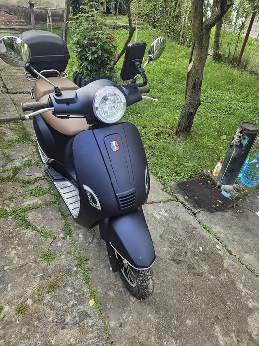 Vand scuter GTS Toscana nr telefon  0730924426