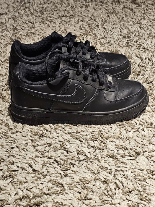 Adidasi Nike Air Force 1 Low