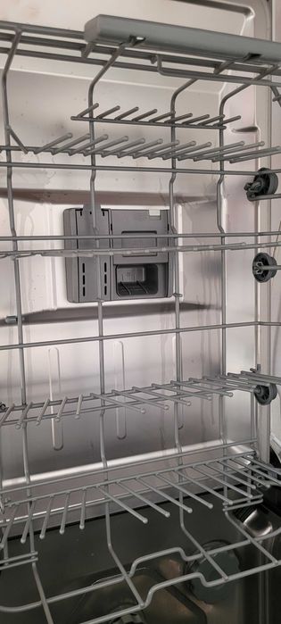 Посудомоечная машина (посудомойка)