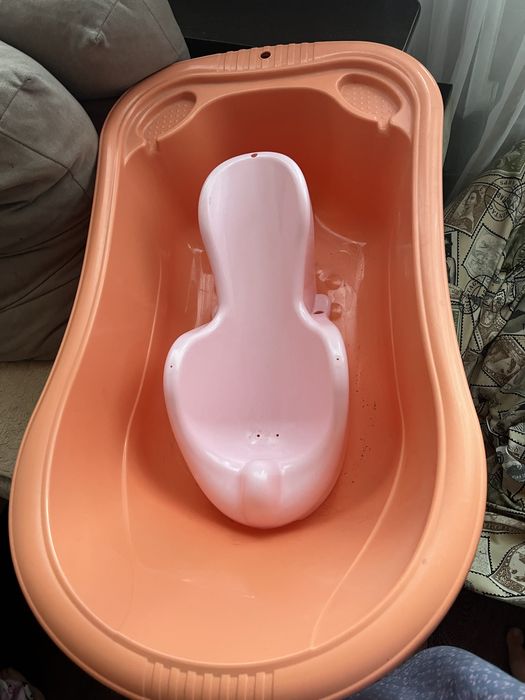 Продам ванночку в отличном состояние