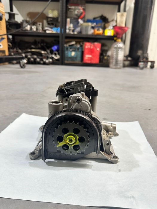 Маслена помпа BMW F10 535d