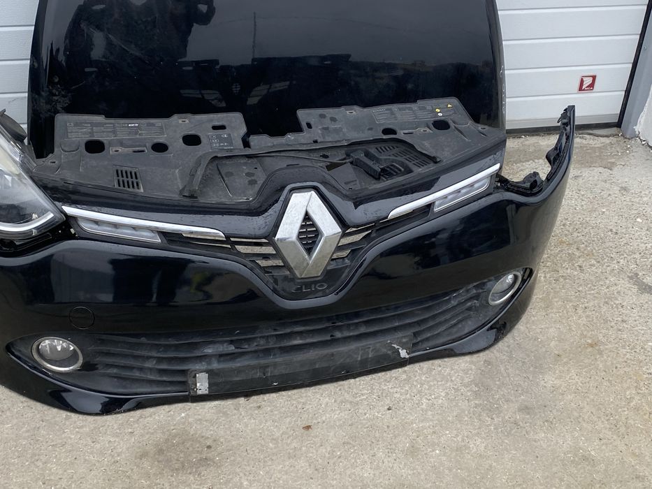 Fata completa Renault Clio 4 bara fata capota far aripa trager radiato