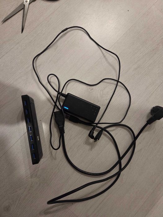 USB 3.0 Хъб TP-Link UH700 (7 порта) + Оригинално захранване Huntkey