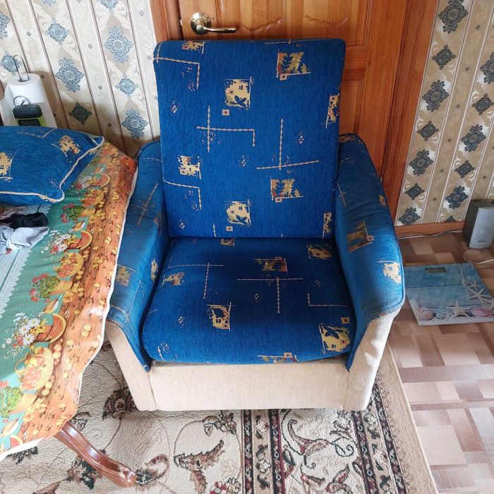 Диван и 2 кресла