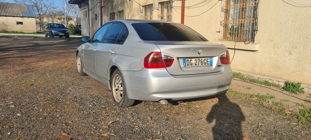 Vand BMW 320d e90 automat