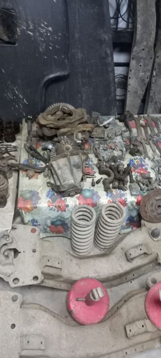 Запчасти на газ 21