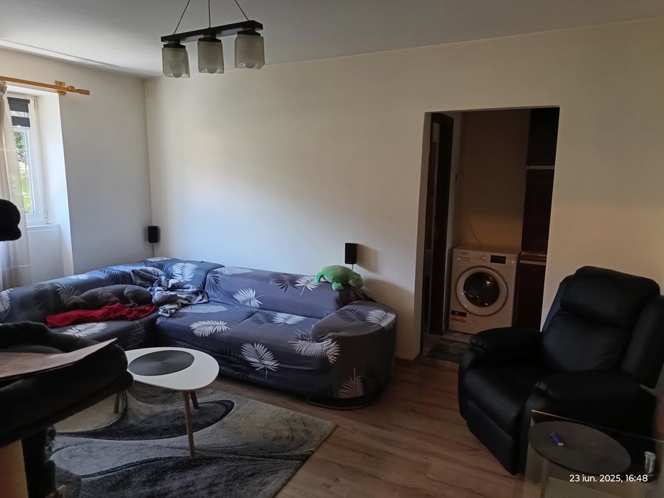 Apartament 3 camere parter Vulcan