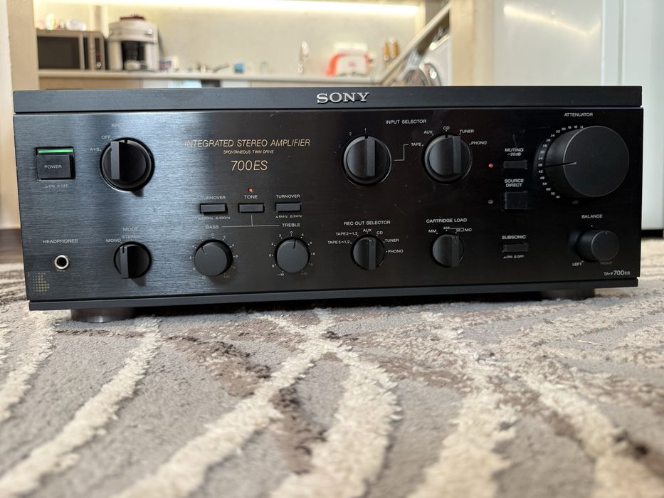 Sony TA-F700ES Висок клас стерео усилвател