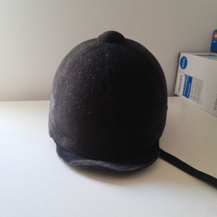 Детска каска за езда