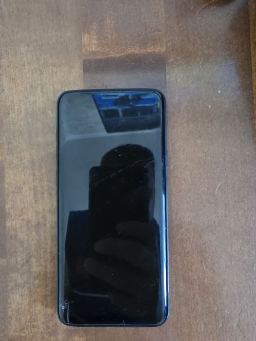Samsung s9+ телефон