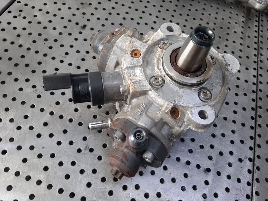 pompa inalta 3.0 d bmw 7 g11 g12  x3 x5 0445010841   8571555